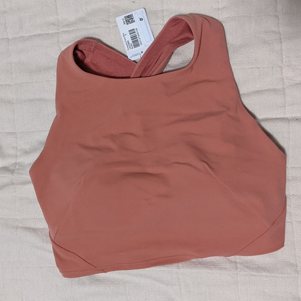 NWT Lululemon Sports Bra